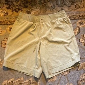 Calia Shorts Pale Green